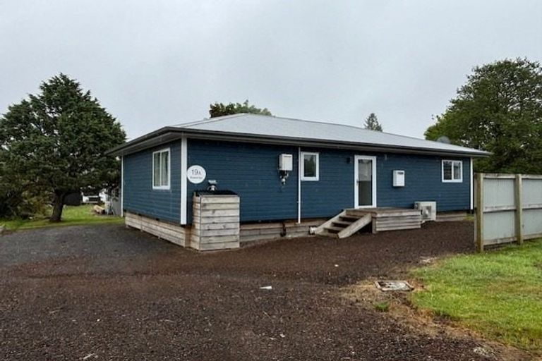 Photo of property in 19a Mackenzie Street, Te Atatu South, Auckland, 0610