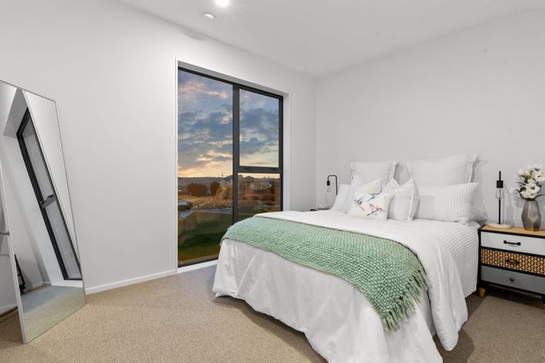 Photo of property in 85 Bearing Parade, Long Bay, Auckland, 0630