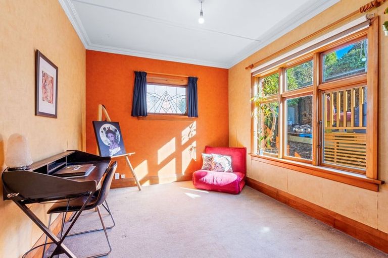 Photo of property in 127 Forfar Street, Clyde Hill, Dunedin, 9011