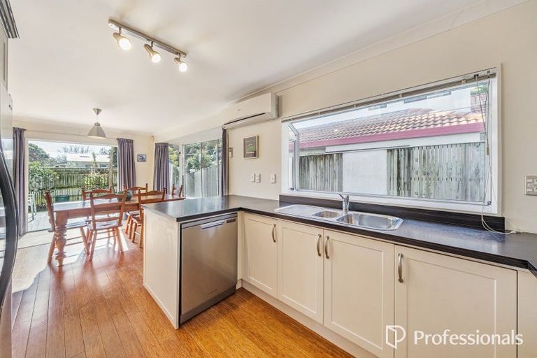 Photo of property in 1/274 Muritai Road, Eastbourne, Lower Hutt, 5013