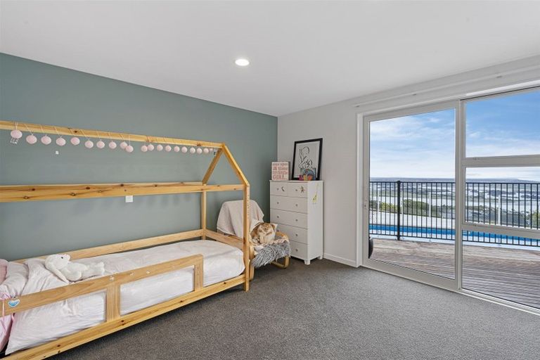 Photo of property in 175 Major Hornbrook Road, Mount Pleasant, Christchurch, 8081