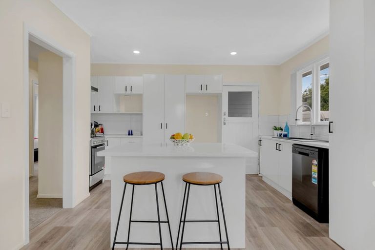 Photo of property in 18b Alexander Street, Papakura, 2110