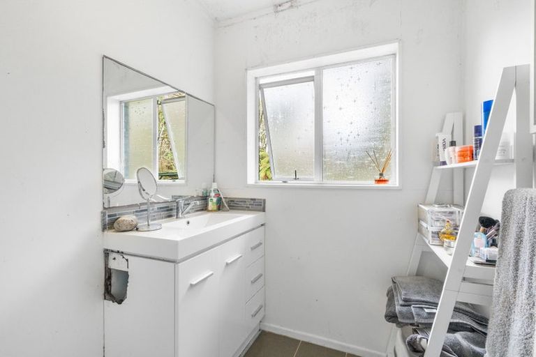 Photo of property in 86 Lindsay Road, Levin, 5510