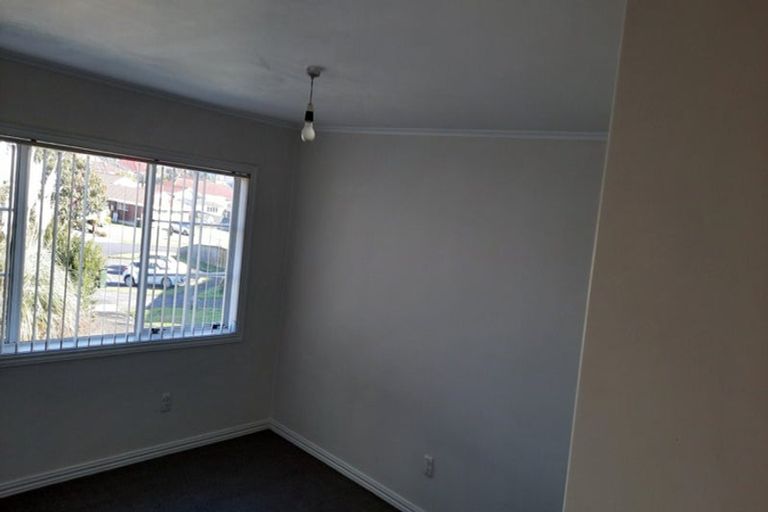 Photo of property in 6 Dingwall Place, Papatoetoe, Auckland, 2025