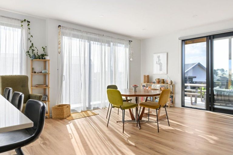 Photo of property in 79 Omahina Street, Raglan, 3225