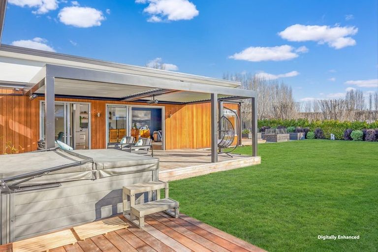 Photo of property in 131 Metehau Street, Marshland, Christchurch, 8083