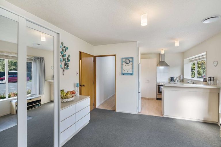 Photo of property in 122 East Belt, Lincoln, 7608