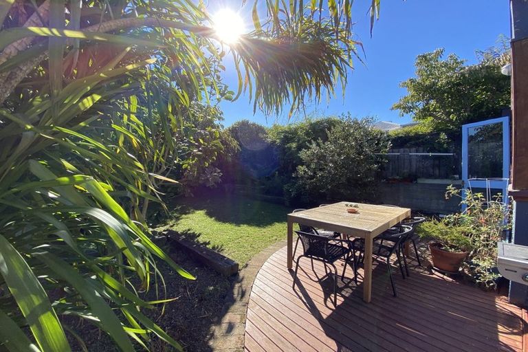 Photo of property in 40 Hall Street, Newtown, Wellington, 6021