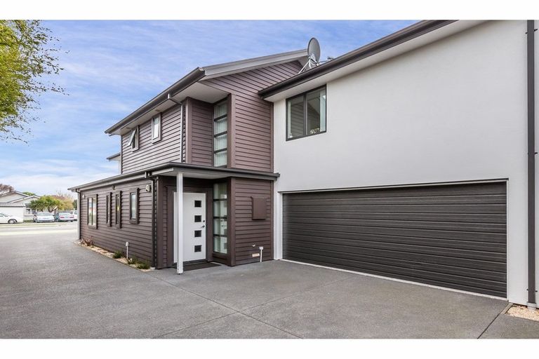 Photo of property in 174 Strickland Street, Sydenham, Christchurch, 8023