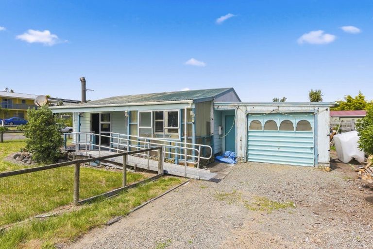 Photo of property in 7 Takitimu Street, Waitarere Beach, Levin, 5510