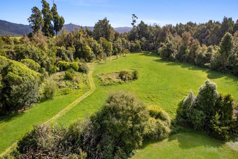 Photo of property in 1190 Old Christchurch Road, Awatuna, Hokitika, 7882