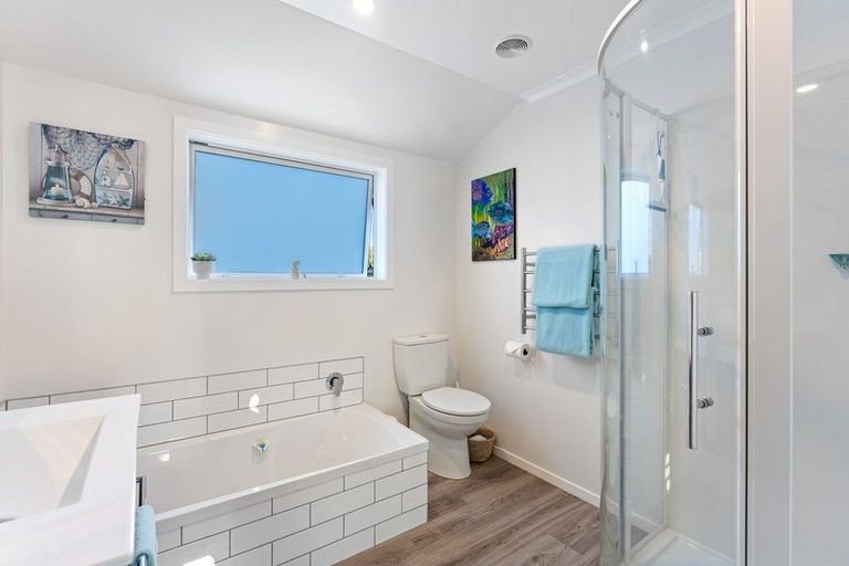 Photo of property in 7 Te Wiremu Lane, Otaki, 5512