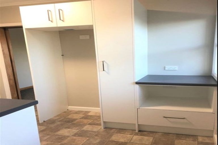 Photo of property in 1/146 Titirangi Road, New Lynn, Auckland, 0600