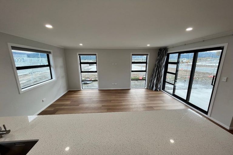 Photo of property in 26 Castletown Street, Wallaceville, Upper Hutt, 5018