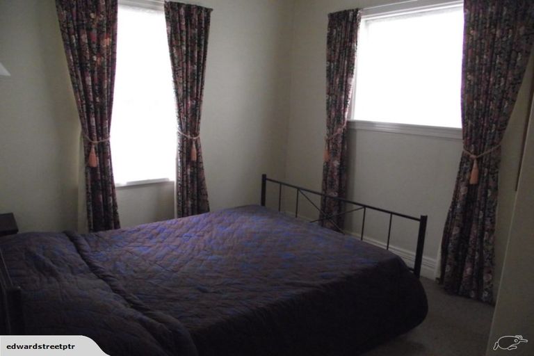 Photo of property in 37 Glenbervie Terrace, Thorndon, Wellington, 6011