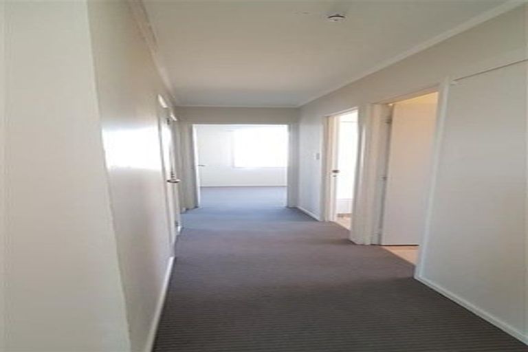 Photo of property in 2/40 Palmers Road, Clendon Park, Auckland, 2103