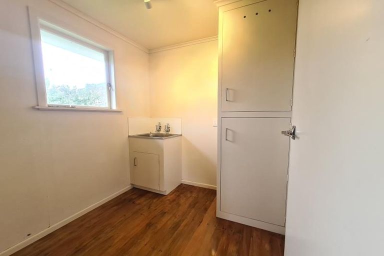 Photo of property in 20 Hartley Terrace, Massey, Auckland, 0614