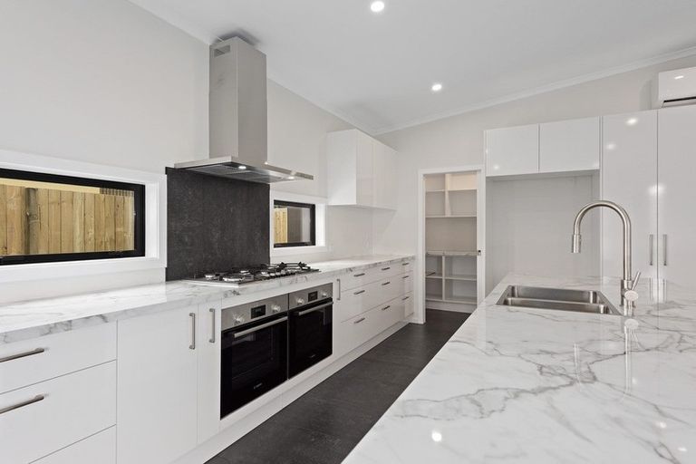 Photo of property in 8a Mccarthy Grove, Clouston Park, Upper Hutt, 5018