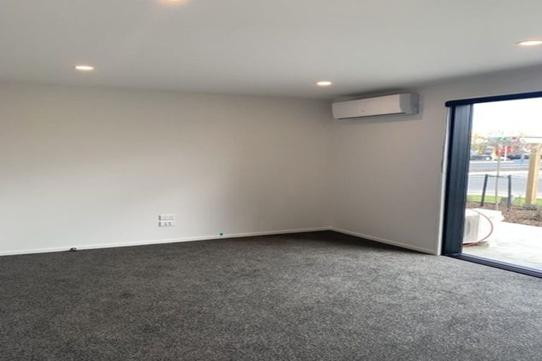 Photo of property in 2b Division Street, Riccarton, Christchurch, 8041