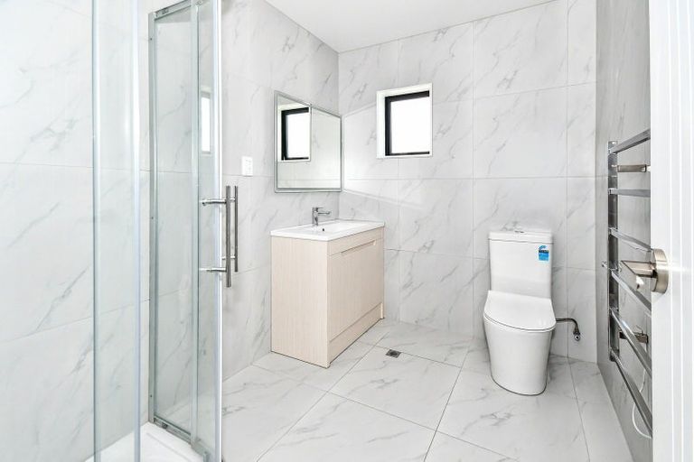 Photo of property in 2 Peara Lane, Karaka, Papakura, 2113