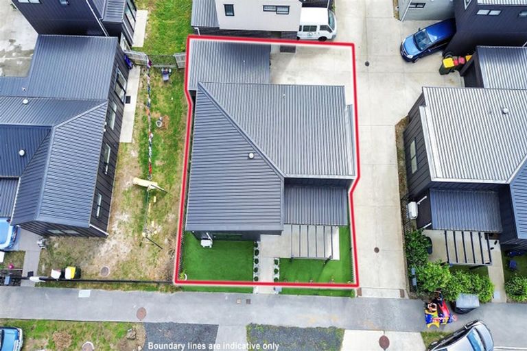 Photo of property in 69 Black Beech Crescent, Takanini, 2110