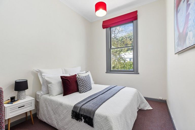 Photo of property in 92 Austin Street, Mount Victoria, Wellington, 6011