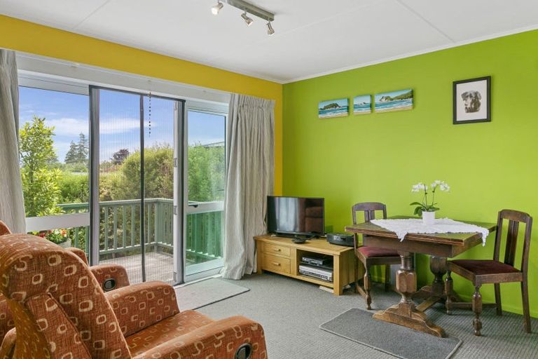 Photo of property in 2/24 Charles Crescent, Rainbow Point, Taupo, 3330