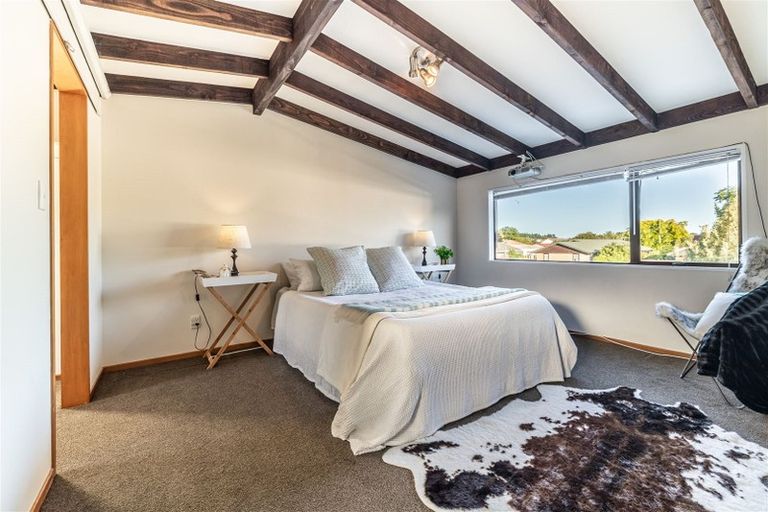 Photo of property in 233 Queenspark Drive, Parklands, Christchurch, 8083