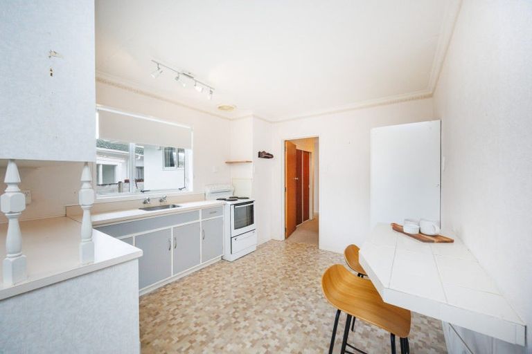 Photo of property in 5 Mudgway Place, Awapuni, Palmerston North, 4412