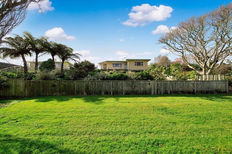 Photo of property in 7 Ngakoti Street, Urenui, 4375