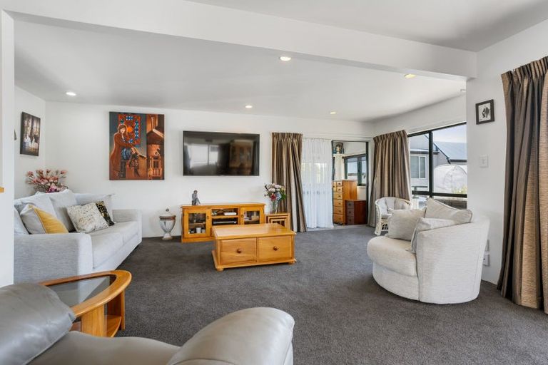Photo of property in 620 Harbour View Road, Whangamata, 3620