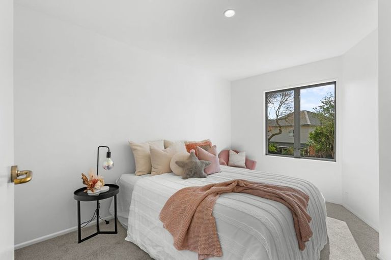 Photo of property in 15 Parkham Drive, Burnside, Christchurch, 8053