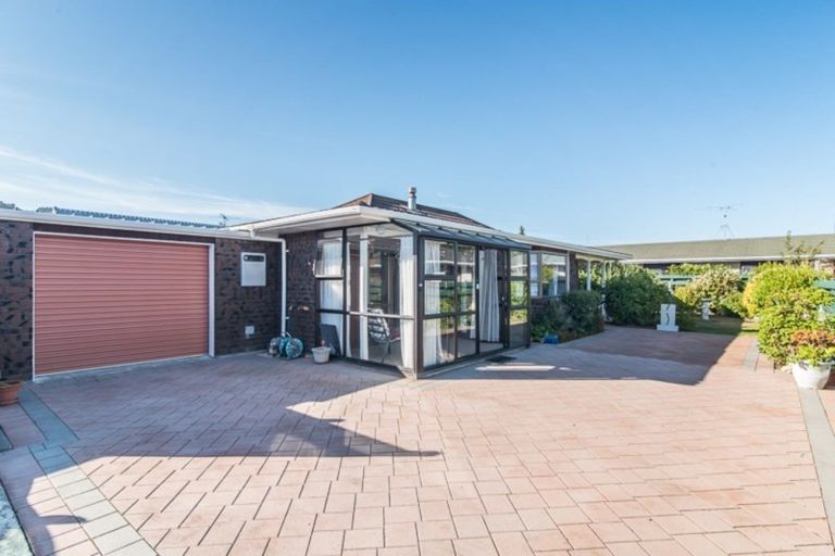 Photo of property in 40a Kapanui Road, Waikanae, 5036