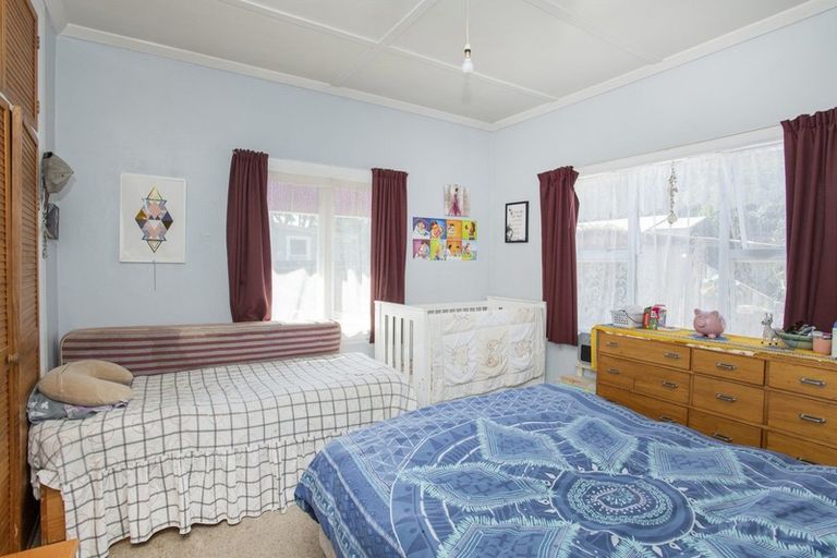 Photo of property in 14 Kara Street, Outer Kaiti, Gisborne, 4010