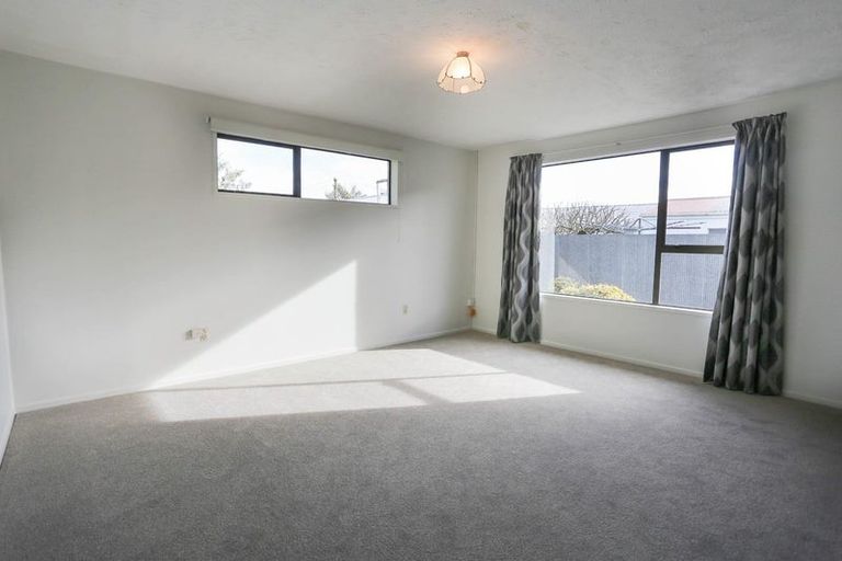 Photo of property in 6 Lochmore Street, Bishopdale, Christchurch, 8051