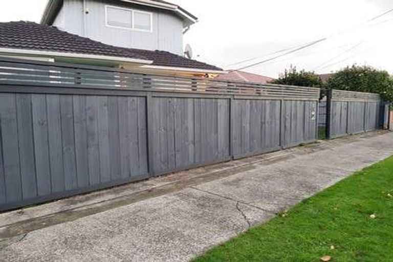 Photo of property in 20 Holyoake Crescent, Avalon, Lower Hutt, 5011