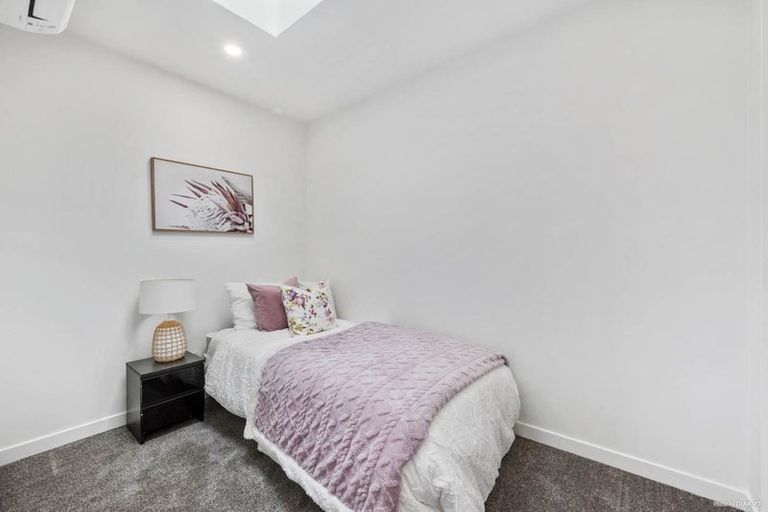 Photo of property in 3/28 Ludlow Terrace, Totara Vale, Auckland, 0627