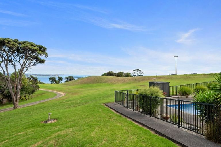 Photo of property in 357 Mclachlan Road, Kaukapakapa, Warkworth, 0984