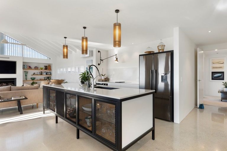 Photo of property in 19 Otira Close, Papamoa Beach, Papamoa, 3118