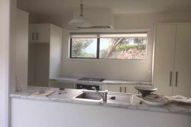 Photo of property in 70 Derwent Street, Island Bay, Wellington, 6023