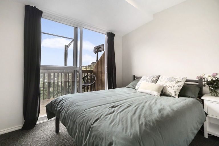 Photo of property in 79 Chartwell Drive, Crofton Downs, Wellington, 6035