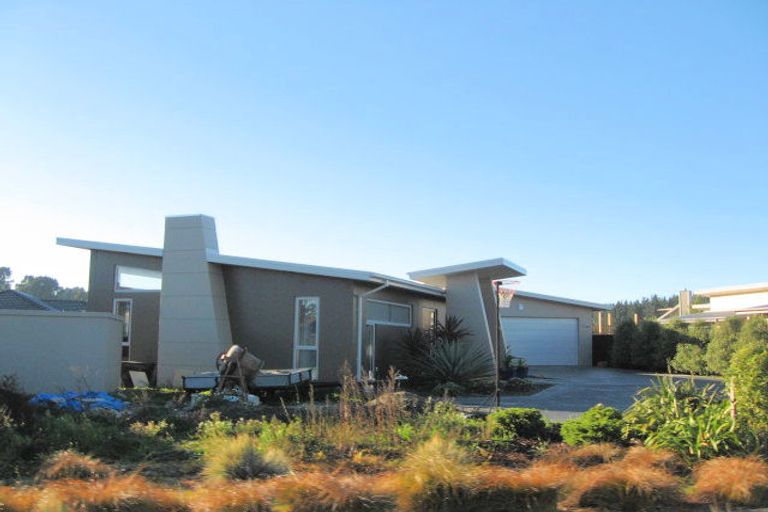 Photo of property in 6 Hemingway Place, Spencerville, Christchurch, 8083