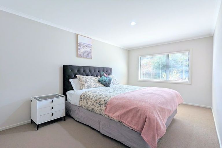 Photo of property in 51 Hamon Place, Pukehangi, Rotorua, 3015