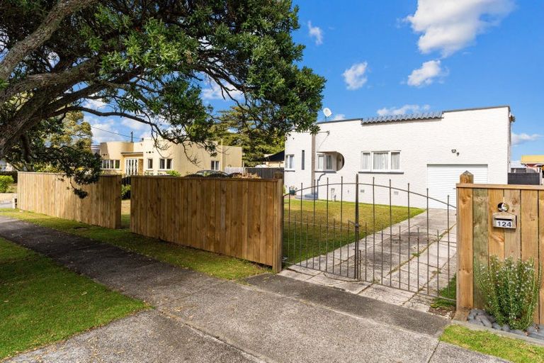 Photo of property in 124 Hokianga Road, Dargaville, 0310