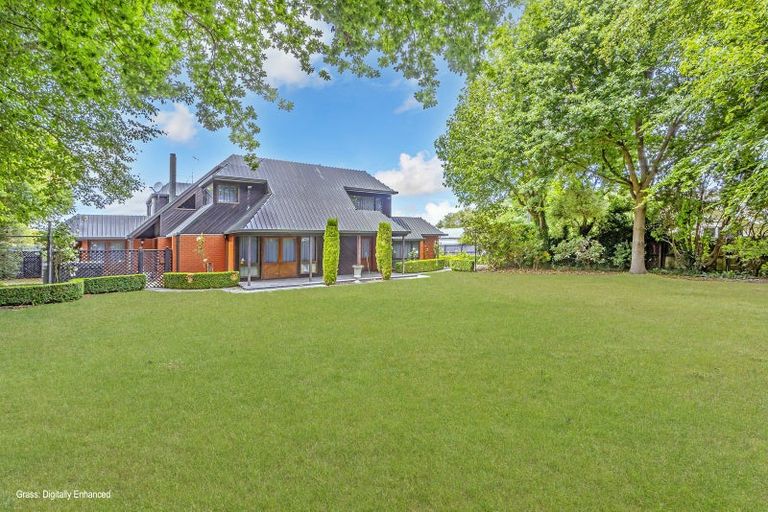 Photo of property in 323a Withells Road, Avonhead, Christchurch, 8042