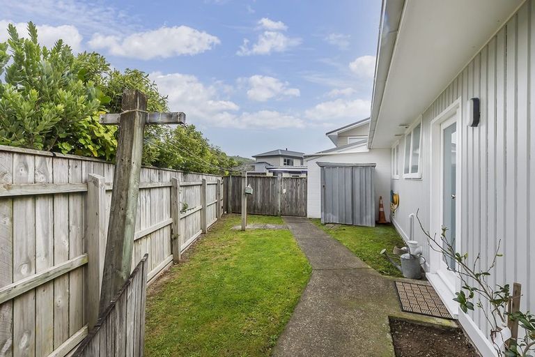 Photo of property in 3/22 Park Avenue, Titahi Bay, Porirua, 5022