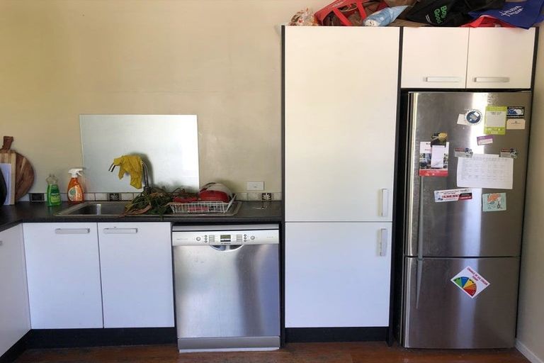 Photo of property in 34 Holloway Road, Aro Valley, Wellington, 6021