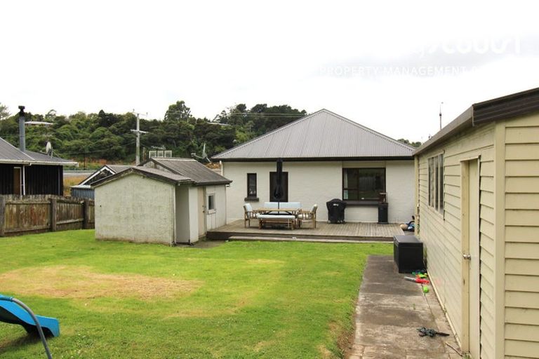 Photo of property in 89 Blanket Bay Road, Sawyers Bay, Port Chalmers, 9023
