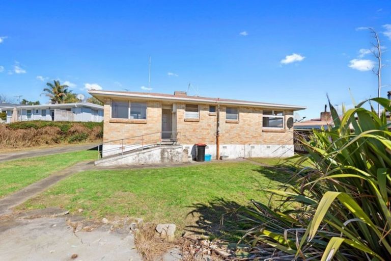 Photo of property in 17 Galway Grove, Greerton, Tauranga, 3112