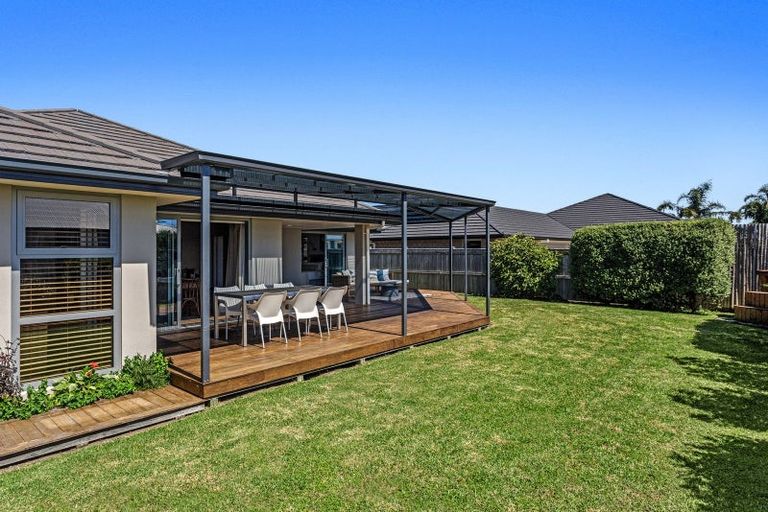 Photo of property in 15 Dawn Parade, Coastlands, Whakatane, 3120